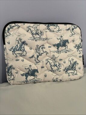 Quilted Western Laptop/Tablet Case (13”)